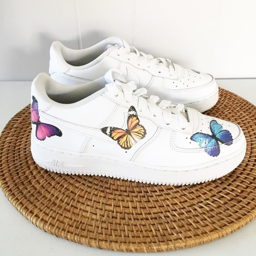 Nike Air Force 1’s Butterfly White Shoes Size 6